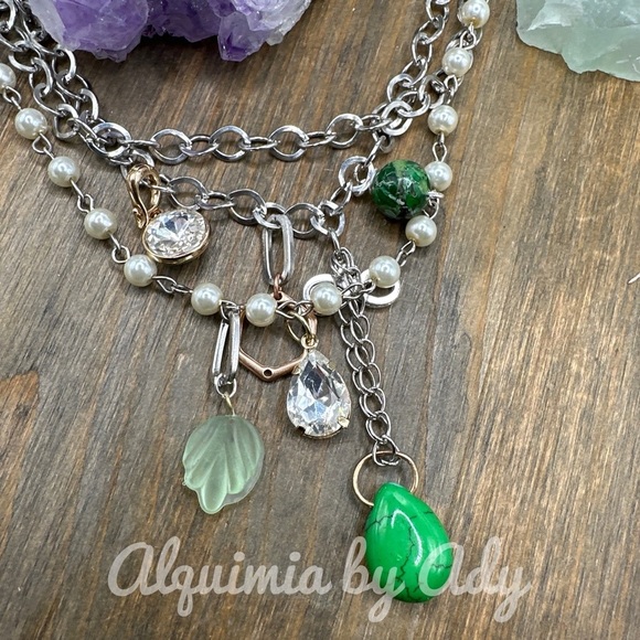 Bohemian chunky green turquoise layered silver statement charms necklace - Picture 1 of 5